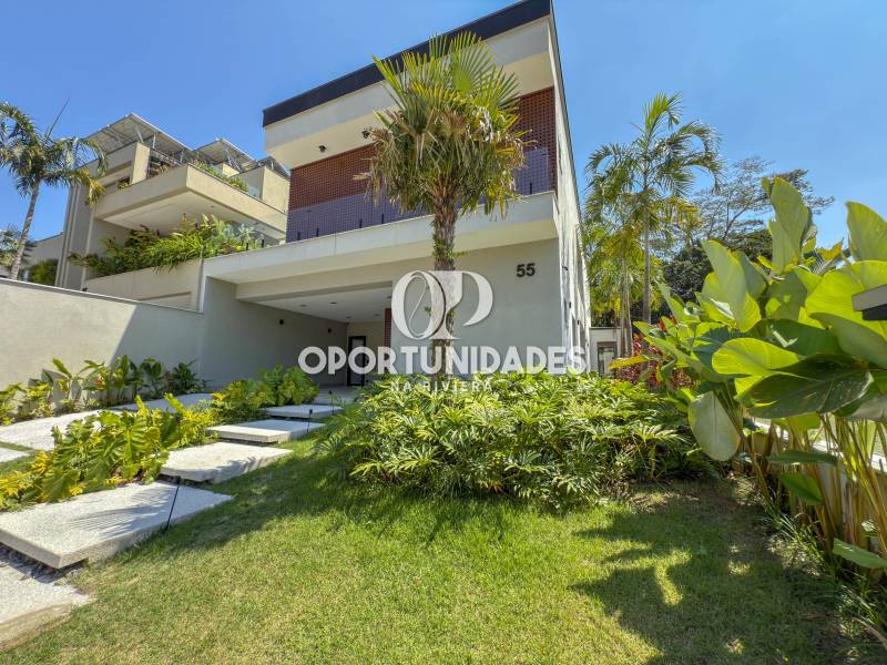 Casa Padrão venda Riviera de São Lourenço - Referência ca2747-AG