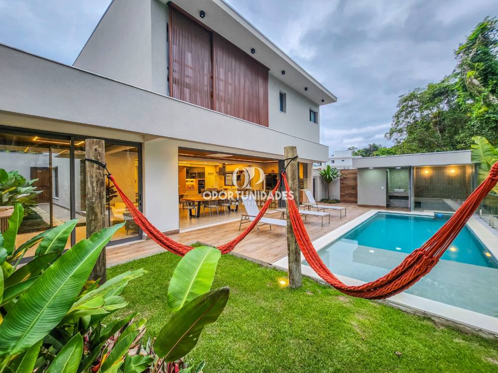 Casa Padrão venda Riviera de São Lourenço - Referência ca2781-AG